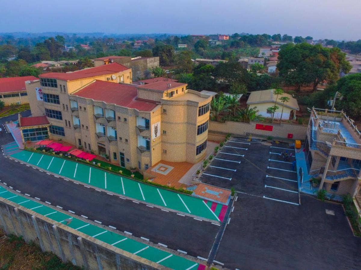 Relaxe Palace Hotel Yaoundé Esterno foto